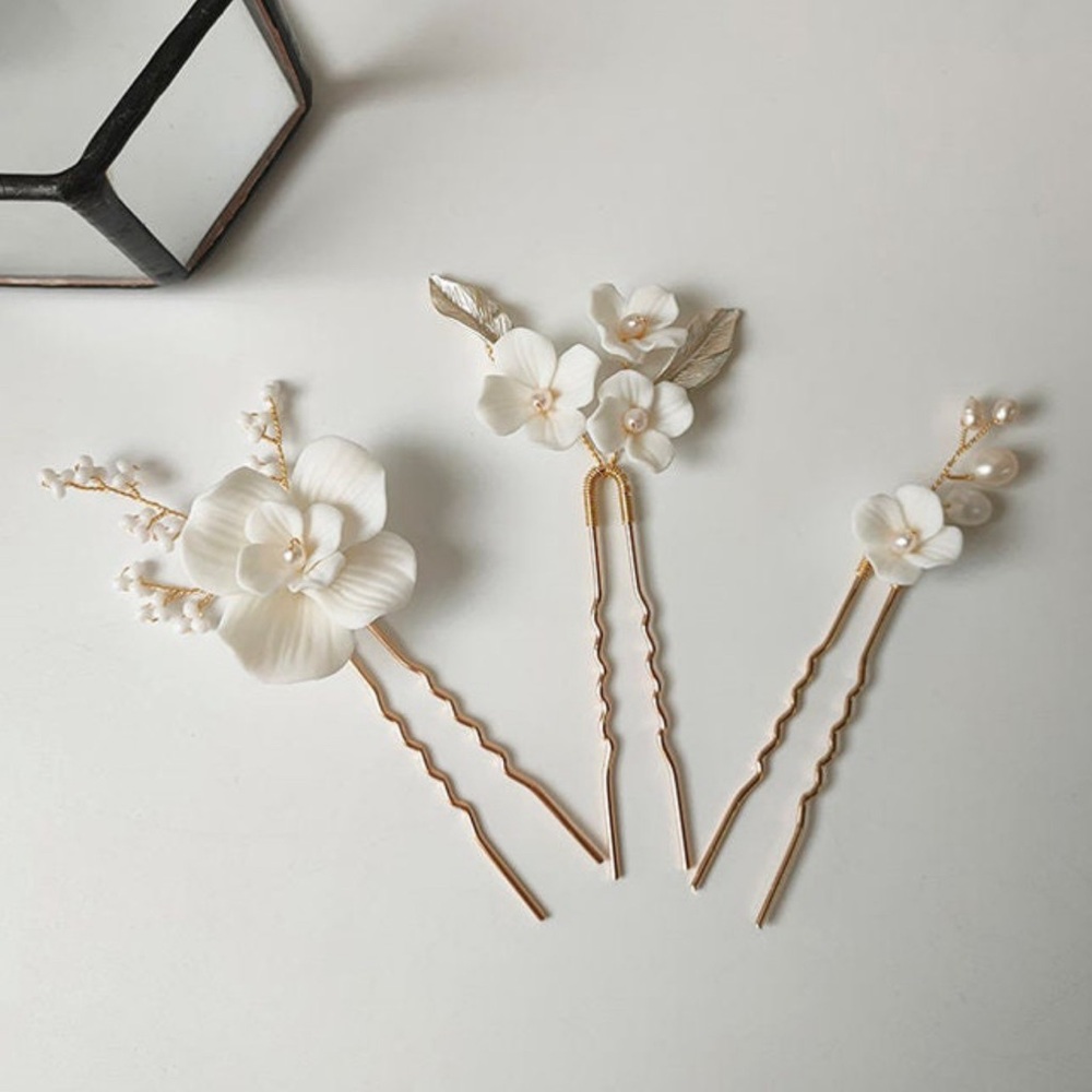 Porcelain and Freshwater Pearl Hair Pins (Set of 3) - Picture 3 of 3